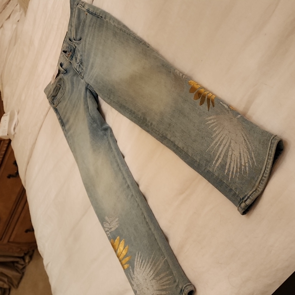 White House Black Market Midrise Slim Crop Jeans Size 00R
